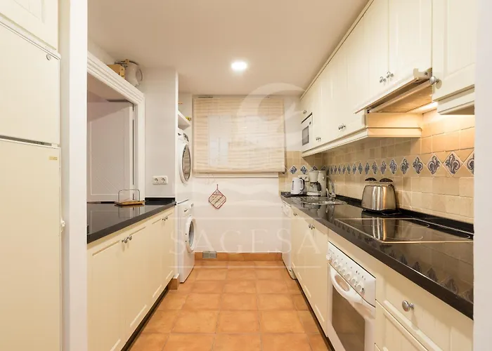 Jardines de las Golondrinas Marbella